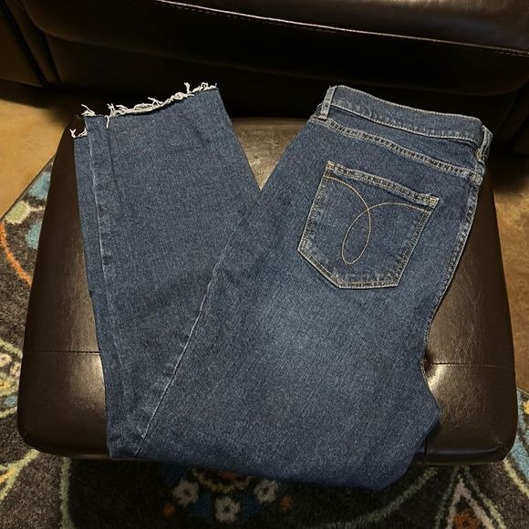 Calvin Klein Jeans Denim - Calvin Klein Jeans with Frayed Hem and Fray in Knee